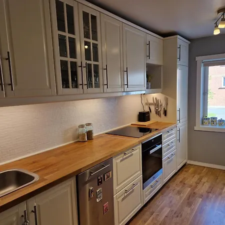 And Cosy In Trondheim, Free Parkingspot *